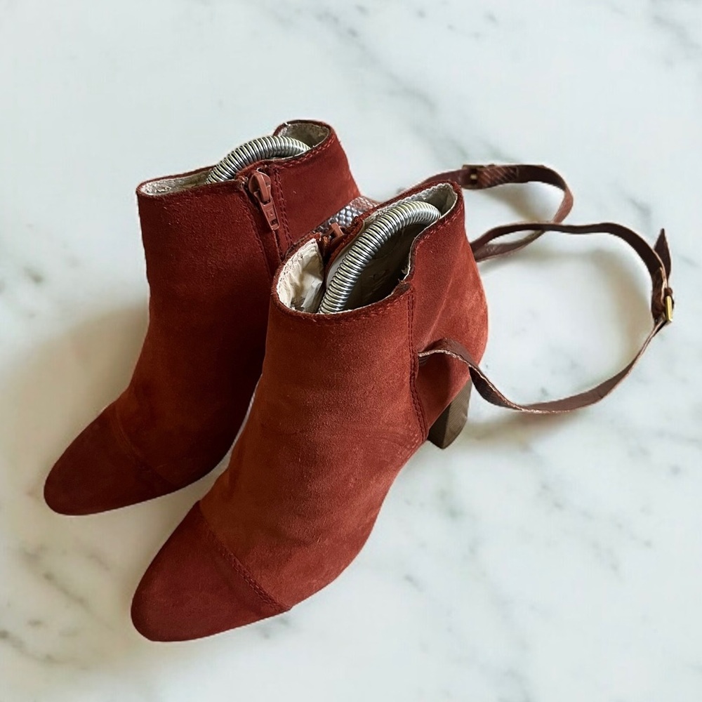 Zara Womens Size 38 Red High Heeled Boots With Snake Print Leg Straps - Used!